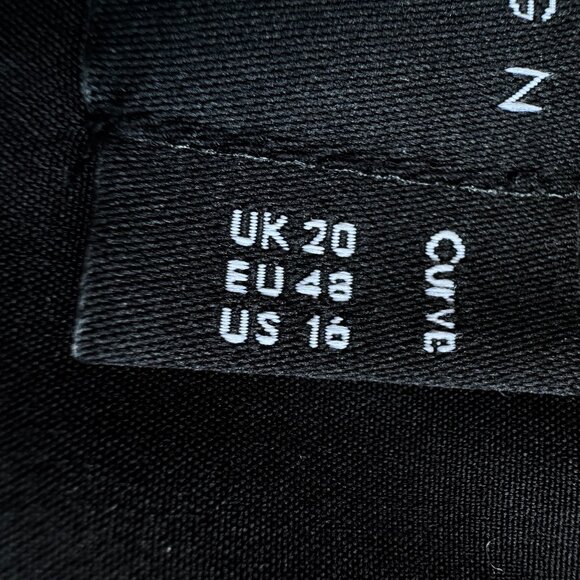 ASOS Curve Embroidered Maxi Dress Witchy Black Chiffon Crochet Lace Y2K 16 - Picture 8 of 13